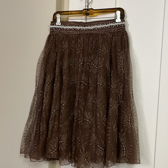 Fun brown tulle skirt gold pattern. Waistband silk & velvet w/ white tiny pearls - Picture 2 of 2